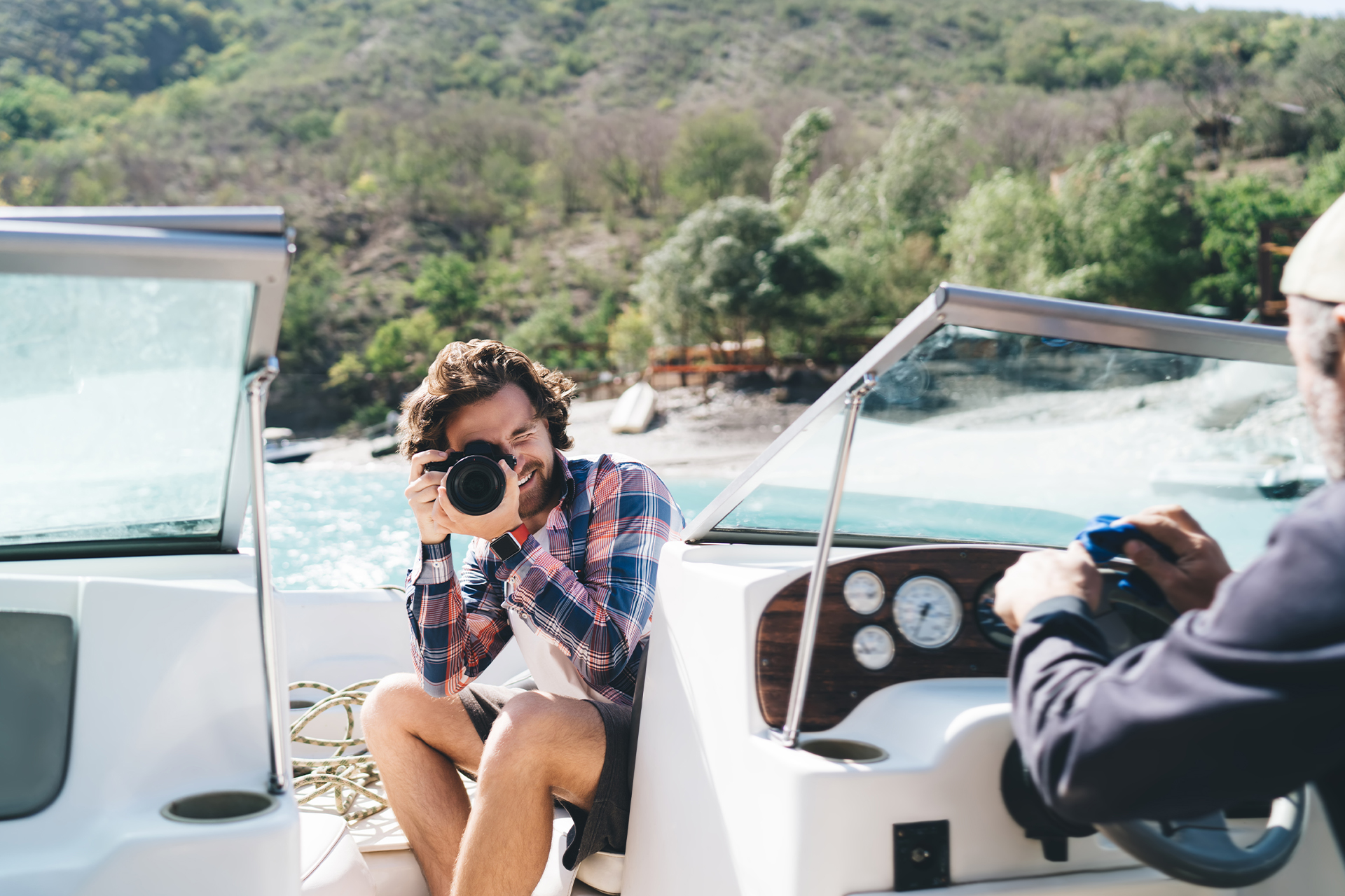Photography Tips for Capturing Your Speedboat Tour